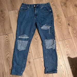 so cute and comfy! very stretchy!